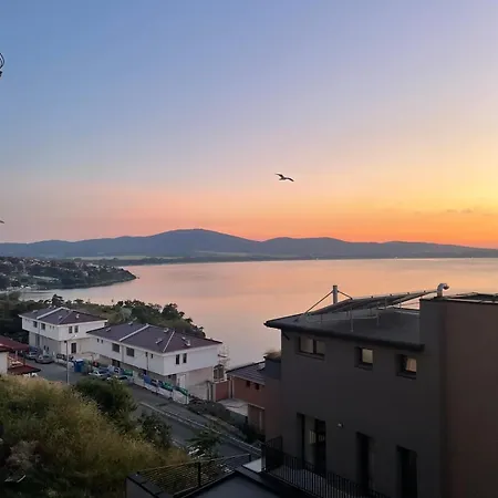 Sea View Apartman